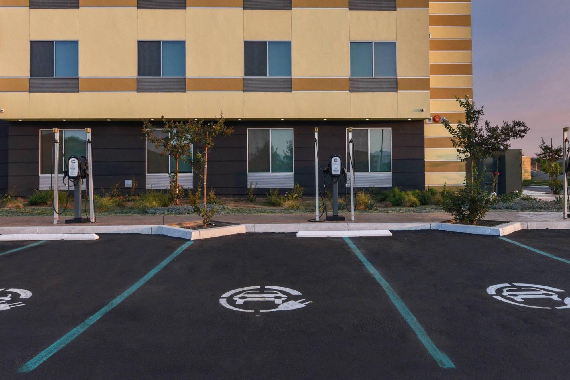 Fairfield Inn & Suites By Marriott Moorpark Ventura County Eksteriør bilde