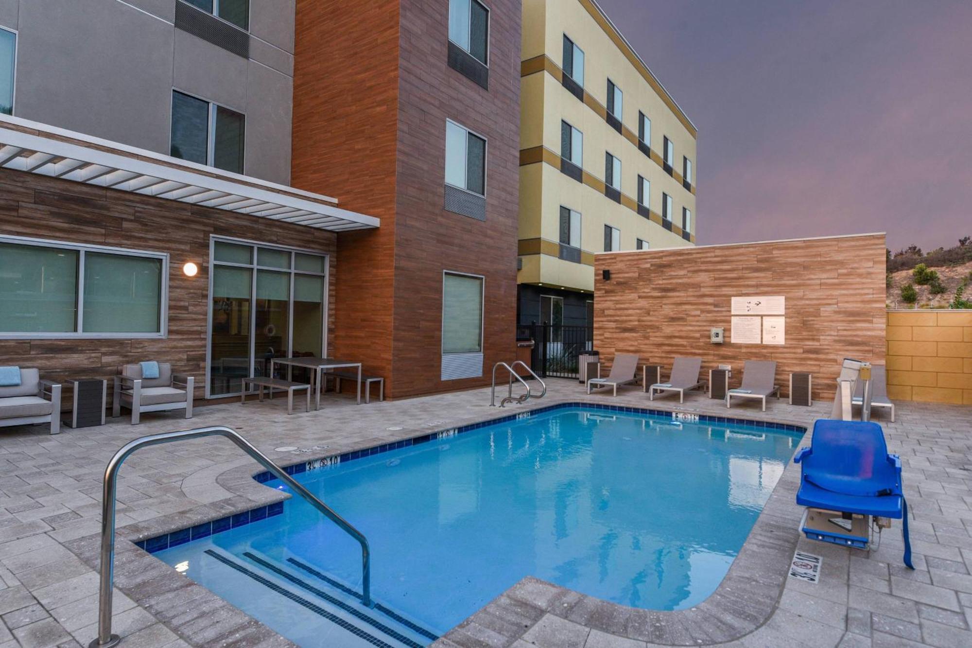 Fairfield Inn & Suites By Marriott Moorpark Ventura County Eksteriør bilde