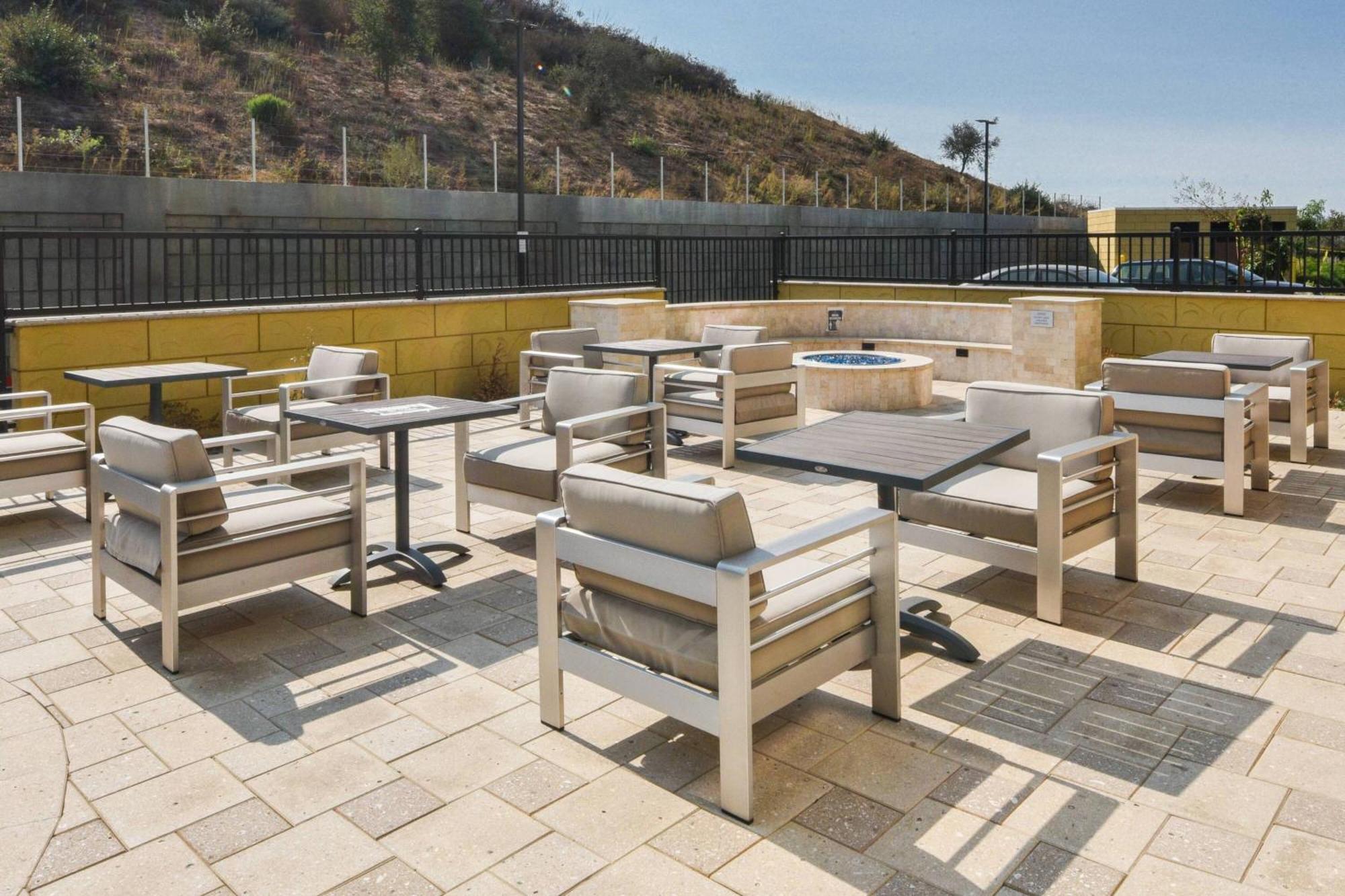 Fairfield Inn & Suites By Marriott Moorpark Ventura County Eksteriør bilde