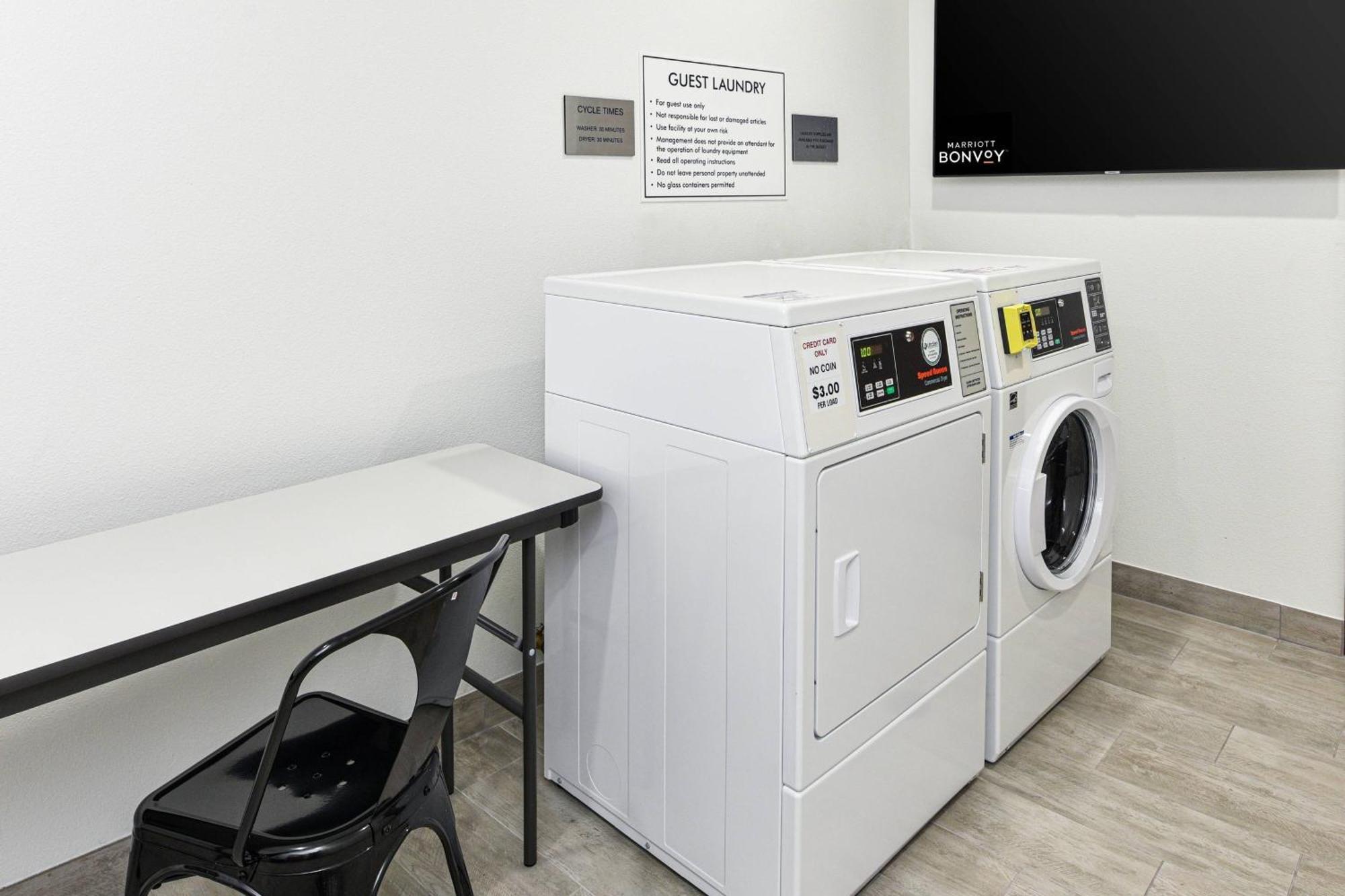Fairfield Inn & Suites By Marriott Moorpark Ventura County Eksteriør bilde